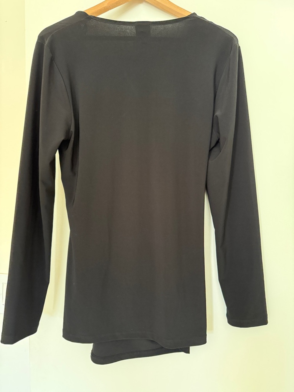 Anne Klein Black Draped Faux-Wrap Long Sleeve Top Large - Picture 3 of 4